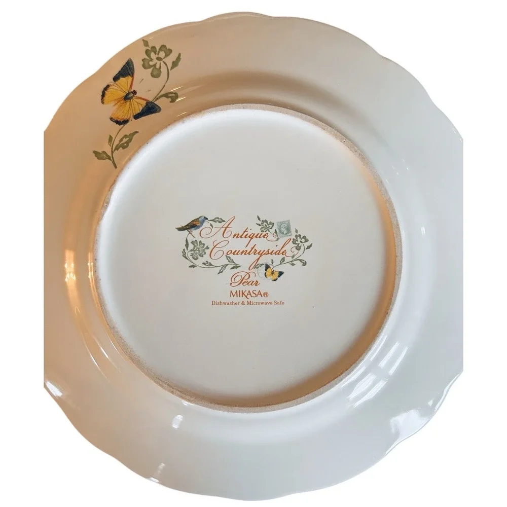 Vintage Mikasa Antique Countryside Embossed 8‎ 1/2